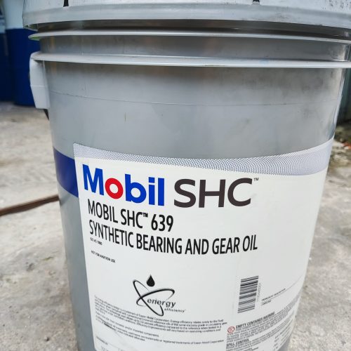 mobil shc 639.jpg